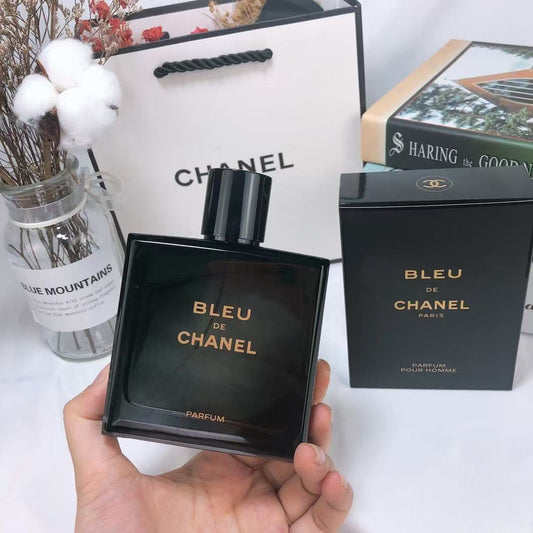 CHANEL 
BLEU DE CHANEL Eau de Parfum
