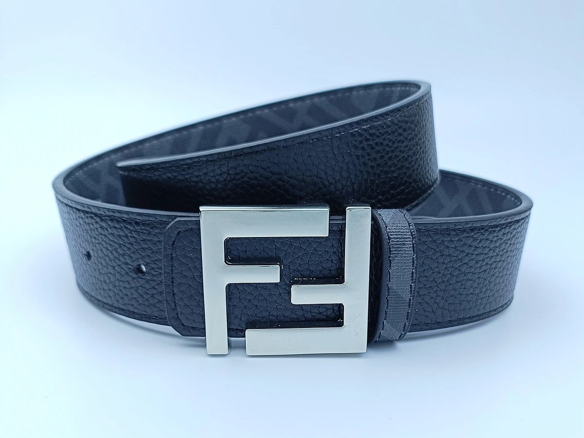 Fendi FF Squared